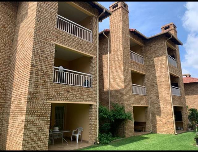 2 BEDROOM PROPERTY TO RENT IN VANDERBIJLPARK SE 2